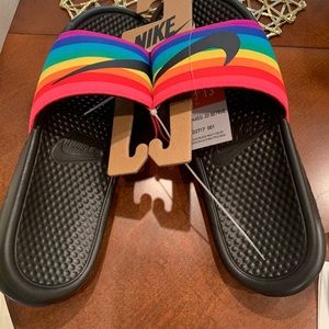 Nike brand new men shoes ,sandals.